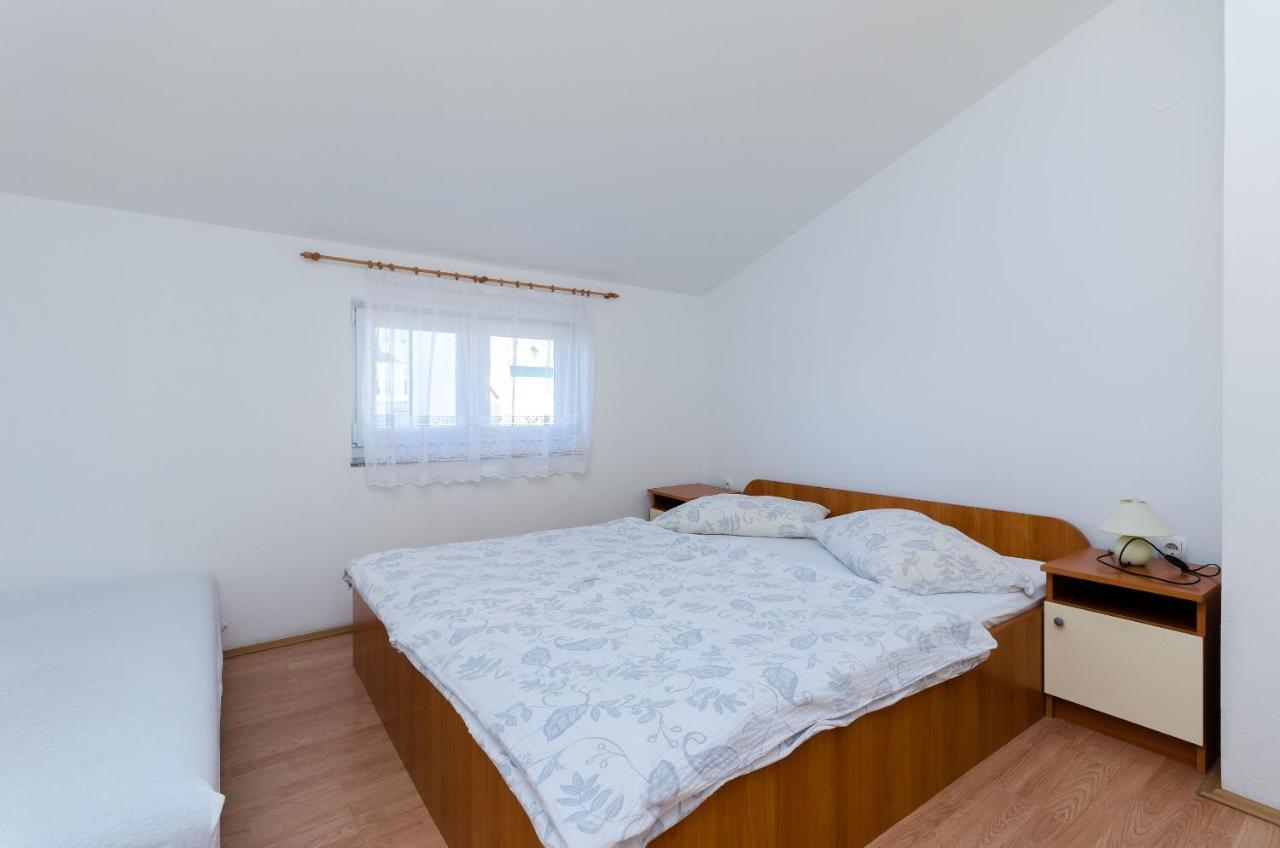 Apartments Anica J Lopar Exterior photo